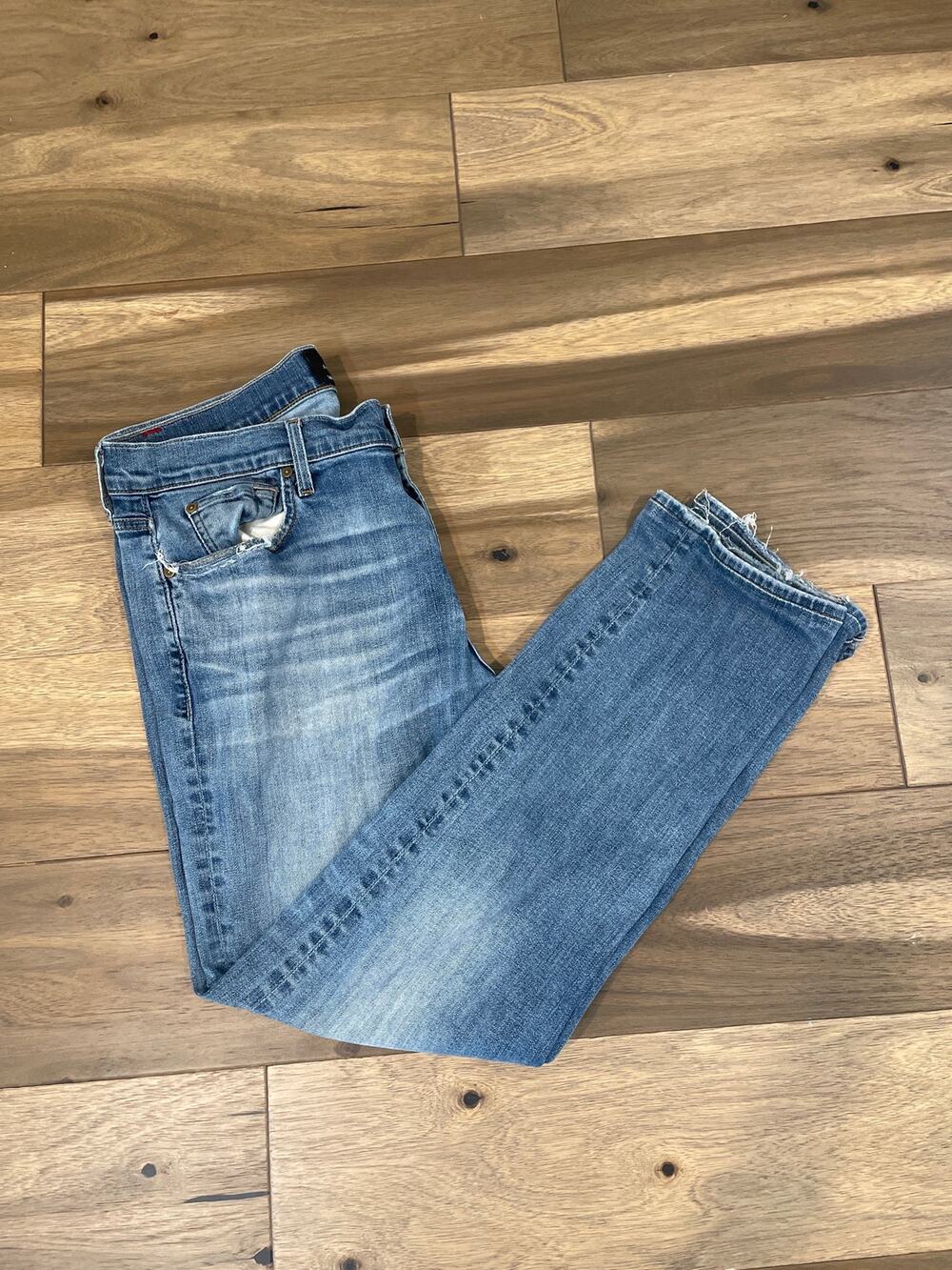 7 For All Mankind Luxe Performance Straight Leg Jeans Size 37 Distressed
